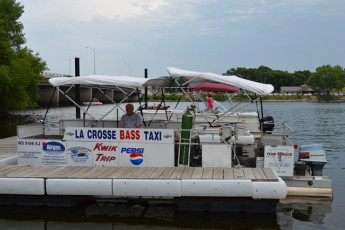 9B437903-754C-43B1-94F9-B3F969DBFD34