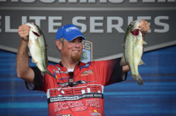 9B67A610-4C7D-45EF-A7C3-559CB50FAFF1