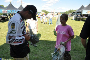 9C2DAC19-E188-4530-960E-26F24732642C