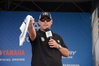 9C4E7BED-73EF-4823-B8B2-0FFCF96EF495