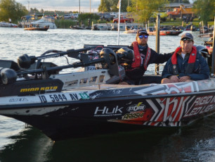 9C6271BB-41F2-4ED0-B7C9-CC8271A345C0