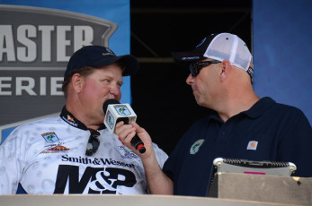 9C93A22F-F835-4C82-9BEA-6F36B912DDCC