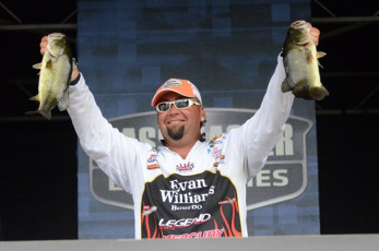 9CB73CCF-C3A5-41A4-8825-A1F1F3BBF419