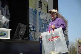 9D852EC9-0B0E-4424-A664-CCFD4545A6B8