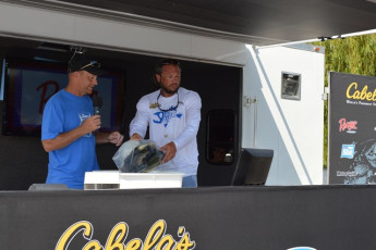 9E8001EF-8173-4E4F-A5C5-1629CEC6AF19