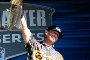 9EE498BF-4F98-4C59-9CD7-D938D199FE8C