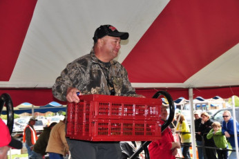 9EF38CBD-AFA6-4E66-BAAA-2A269F567128