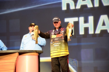 9F3007EB-50F7-4EA6-B2E9-74DBF8DD2C5A