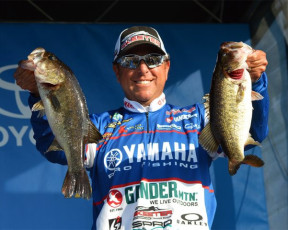 9F919EED-FCDA-4EBB-BC6D-12F2440EDCA2