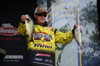 9F9DA97F-C223-4C59-B3DF-241ECE36A0C0