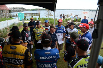 9FCAFC18-AFF4-4D42-A6B7-AF3B48EDD1A0