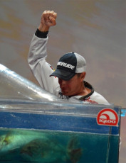 A03F34C9-5097-4B97-97F6-B1A8F1A0F426