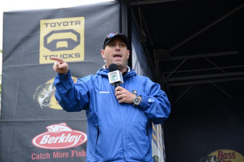 A0D525F1-D79C-4C64-9B91-EA97D5DDC110