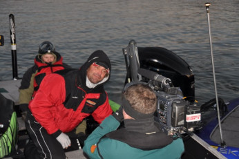 A0F7C725-78C3-4C3C-87B7-27EAF16F0E18