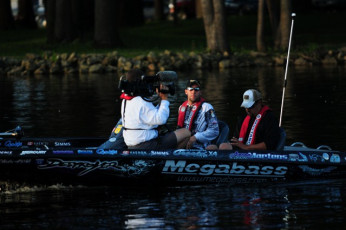 A142DBC1-18CB-43EB-8814-A9B440202300