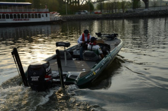 A195DA4F-1C7D-40C6-A636-F6E1E70127EF