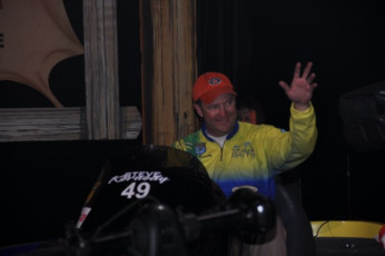 A26EB9B0-85E4-4E14-A9DF-79204977B8B6