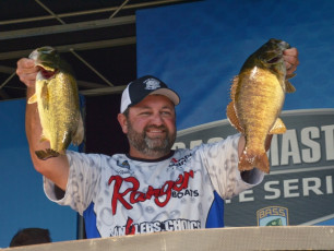 A421194E-52CA-442D-8C3E-192C4F33ACF5