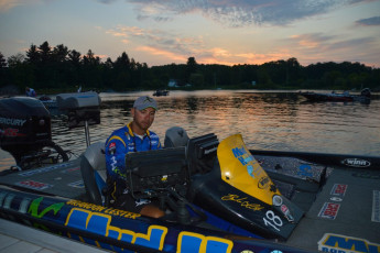 A42A2F7C-E9FF-4772-AA90-8432CC654BF1