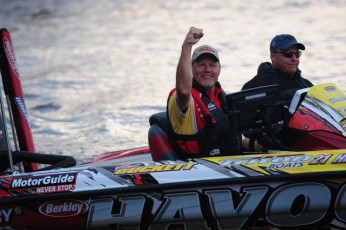 A5C25BF2-1106-4A13-9738-133C2129BD29