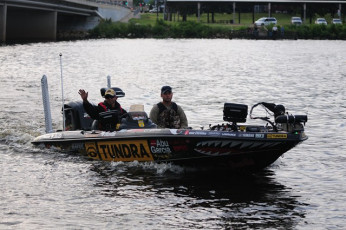 A5DAF20B-4DFA-46EC-A0B0-7431C5B1997B