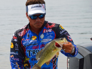 A6374132-04E3-43DD-AAB8-93C8287EE13B