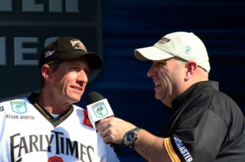 A6BEA8DB-13AD-45BB-914F-7FD09B35ACBA