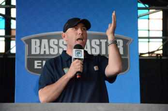 A6D93AFF-1893-488B-93FB-76C361671F91