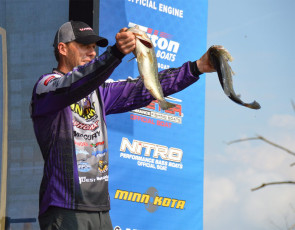 A748D8A7-7E25-4617-94DB-A19861B8AFB3