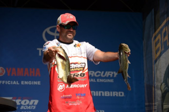 A7D33C74-0FAC-483A-81A6-D843F1D62444