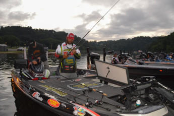 A7E6563C-E6E1-4094-AAE4-59811C056965