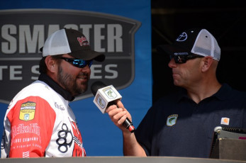 A9EF588C-374E-4E28-8F5B-608D4C8EB8E4