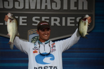 AAF88048-D63C-4EBC-B077-F376F0392A2A