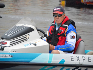 AB0623AE-2CF9-4535-BBE0-4125E40B4908