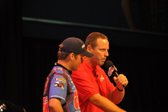 AB56BD3B-73BD-4A77-B866-A5AB4C40B28B