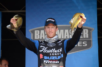 AB97A4E1-47D7-4E09-B8DC-CFB1BF3DB551