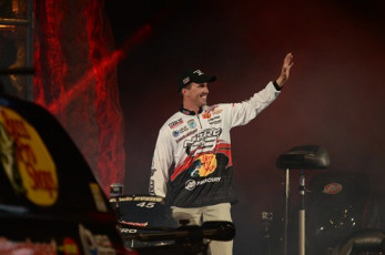 ABD2C79D-8204-4267-B1A4-3494A6452C86