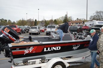 AC0214A7-8D92-4830-9638-108FED0F2327