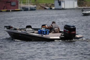 AC20EEA6-802E-4E49-86E8-E1DE270A3D48