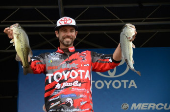 ACB5AE59-171D-4A21-9298-86297952E3D5