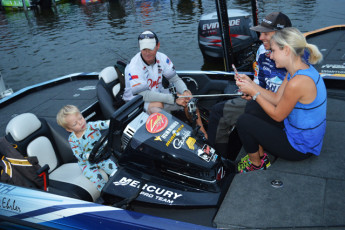 ADAC8BF4-2A0C-41F2-BAF9-124D85B5C36B