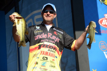 ADE0628E-B71A-4348-B0B3-698F863DCDDF