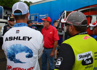 AE35A54D-D1DC-45D2-B0EE-95CFEDA2067A