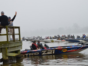 AE5C859E-C373-4F38-ADA7-CCF519B5A552