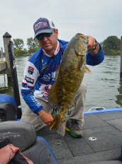 AE6C6FDC-D7E5-49D5-8D4F-E369AC061D11