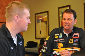 AE9FB9B9-CEFB-4BEE-A8DD-111BB6416C02