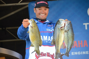 AFC2A8BC-297E-49C3-8C76-52F7F5A64D8C