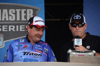 AFC3B4D9-A7FD-4818-8DA3-A52E410E0349