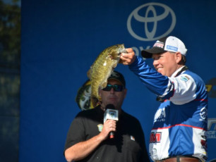 B0E411A8-EAE3-4B7C-A914-EB70B79BBACE