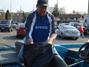 B1A9EDF1-D1B4-472F-A410-CF68A59E76FF